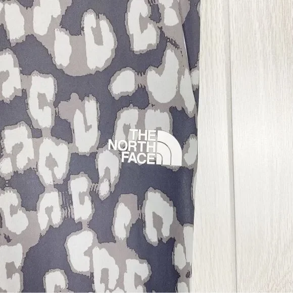 The North Face | One The Mountain Animal Print Leggings Size Medium - Picture 7 of 10